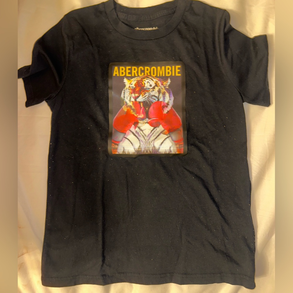 Ambercrombie boys T-shirt size 11/12